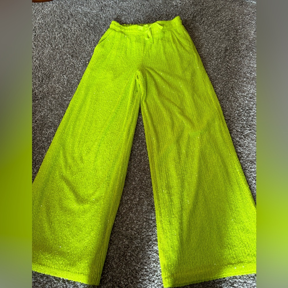 Anthropologie “Avec Le Filles brand“ wide leg, fully lined sequined pants- Med.